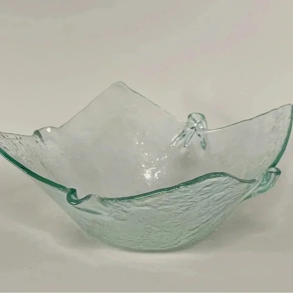 Vintage Art Glass Design Inc. EJ Mackay Display Fruit Bowl